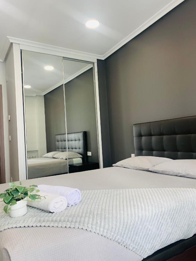 Apartamento Deluxe, 4 Habitaciones, Parking مدريد المظهر الخارجي الصورة